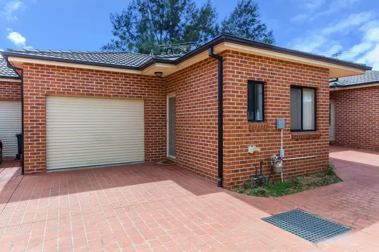 Main view of Homely townhouse listing, 5/133 Toongabbie Road, Toongabbie NSW 2146