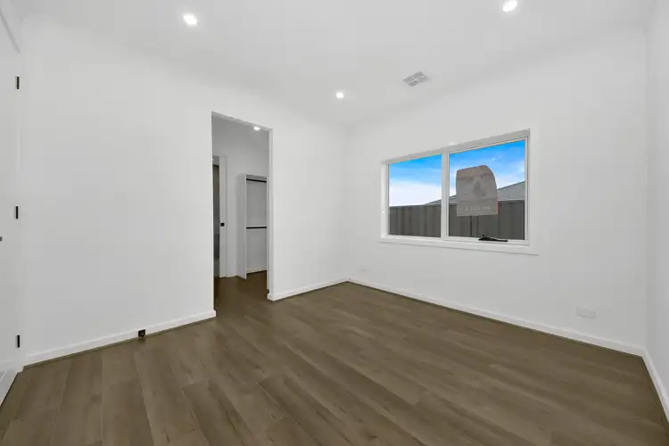 Fifth view of Homely house listing, 8 Malachite Dr, Tarneit VIC 3029