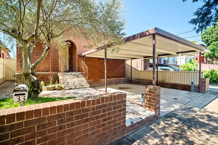 33 Shadforth Street, Wiley Park NSW 2195