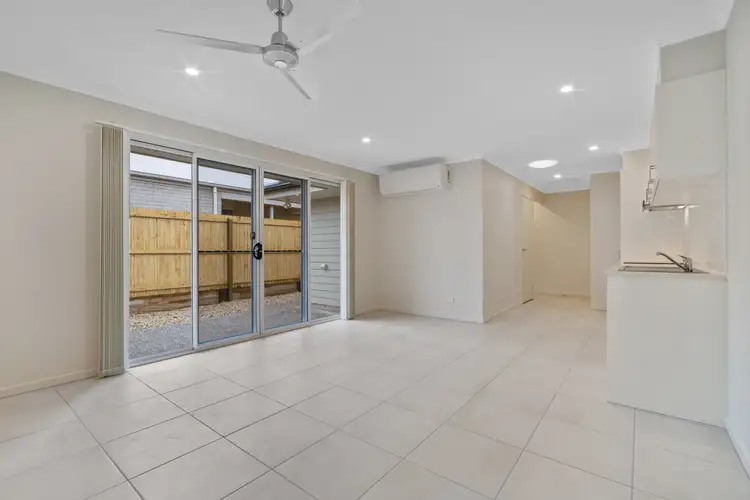 Fifth view of Homely house listing, 2/26 Eileen Court, Logan Reserve QLD 4133