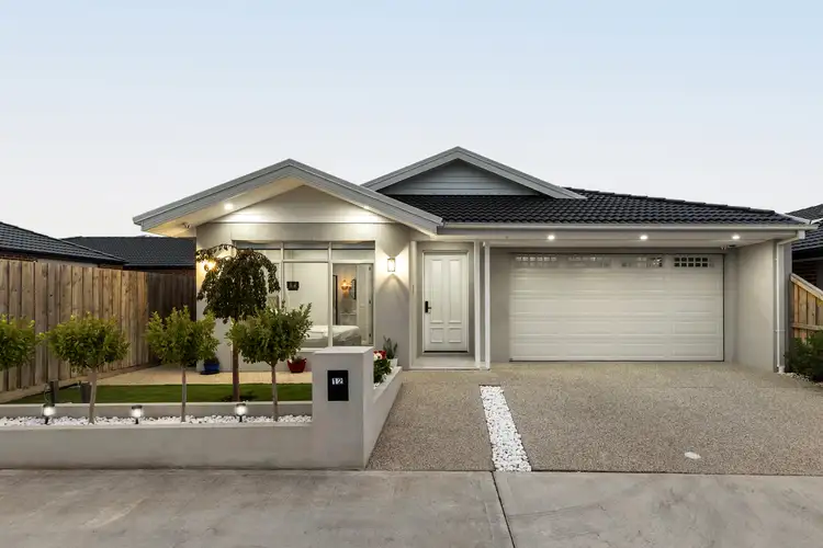 12 Tarragon Way, Mickleham VIC 3064