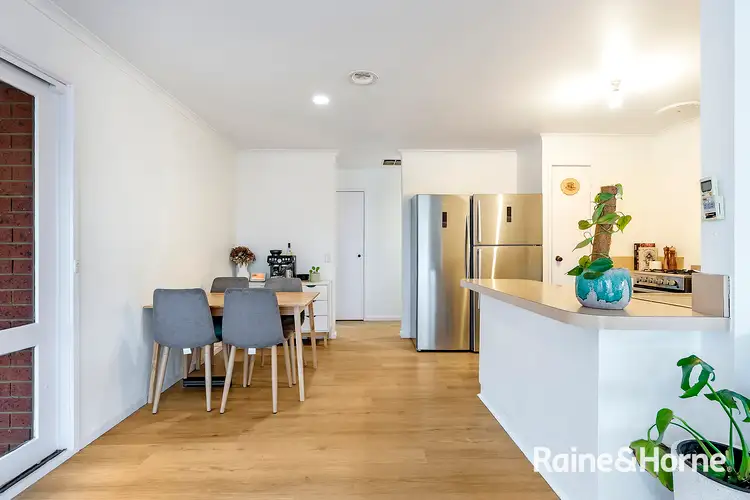 Fifth view of Homely house listing, 2 Butler Court, Cranbourne VIC 3977