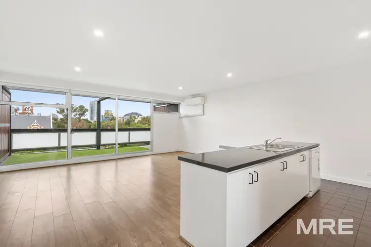 33/352 Canterbury Road, St Kilda VIC 3182