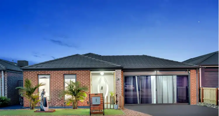 20 Avonbury Circuit, Cranbourne West VIC 3977