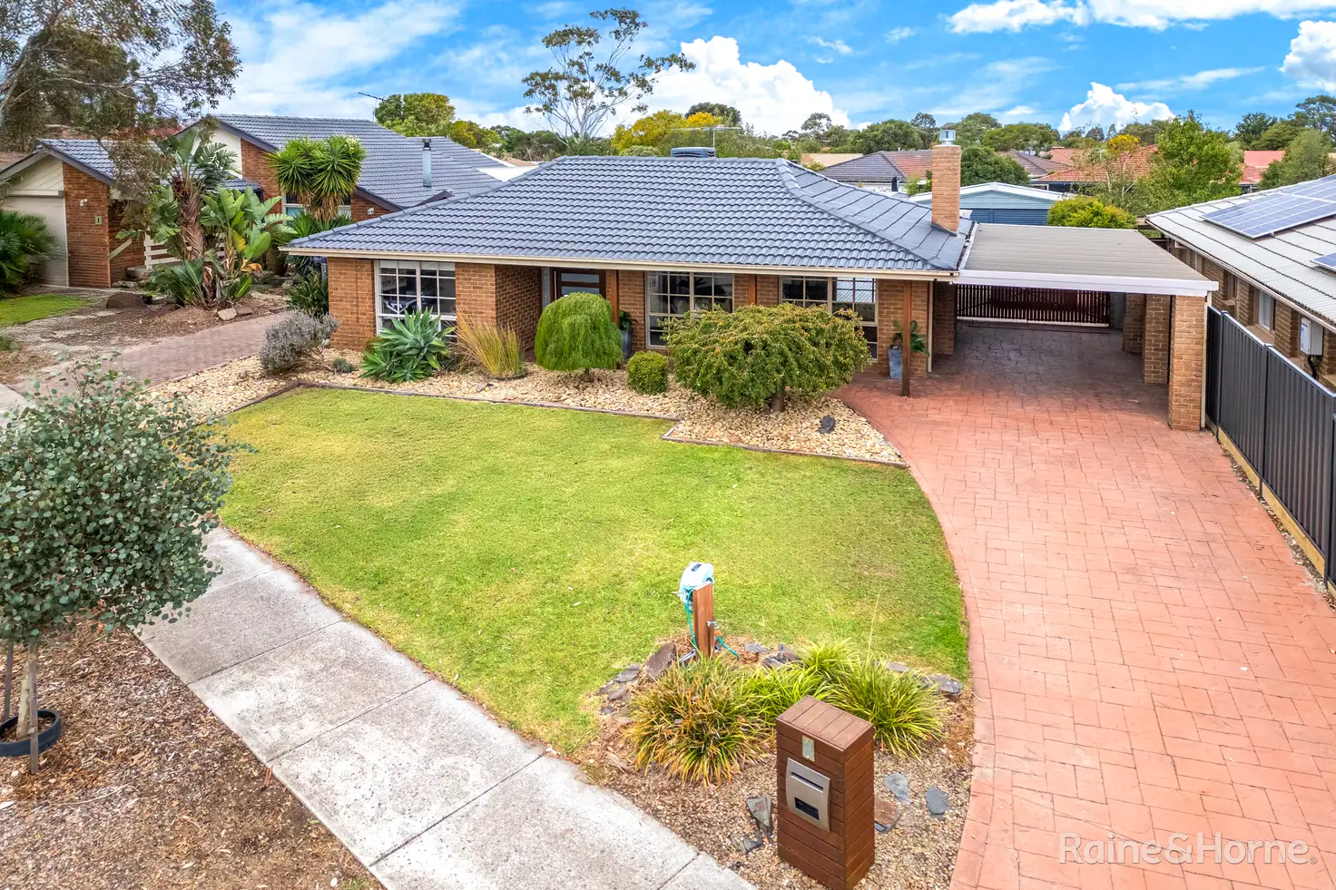 Main view of Homely house listing, 3 Scullin Court, Sunbury VIC 3429