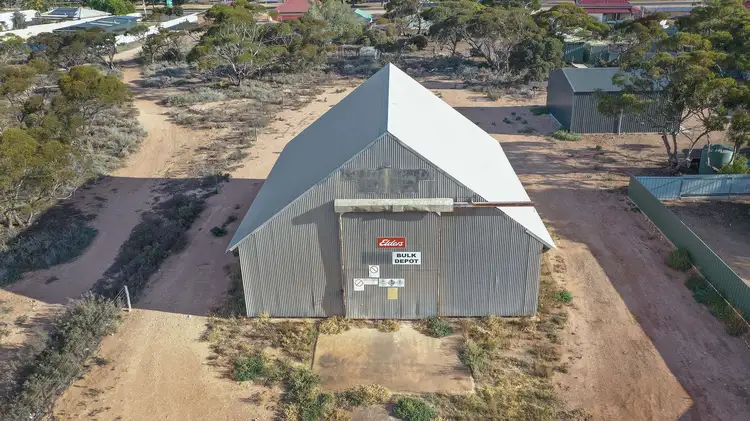 9-11 Nicolson Street, Cowell SA 5602