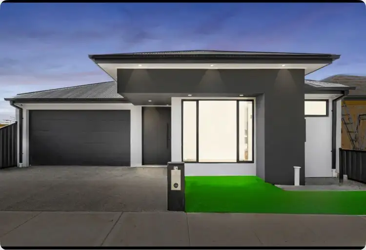 24 Ironcap Road, Mickleham VIC 3064