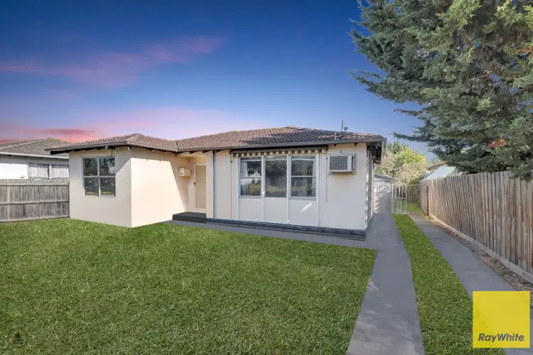 18 Barwise Street, Laverton VIC 3028