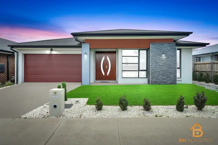 18 Raddle Road, Aintree VIC 3336
