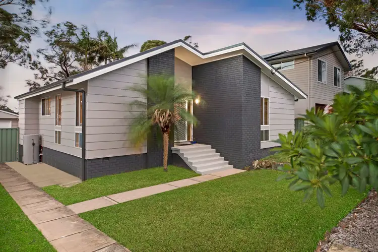 10 Keats Avenue, Bateau Bay NSW 2261
