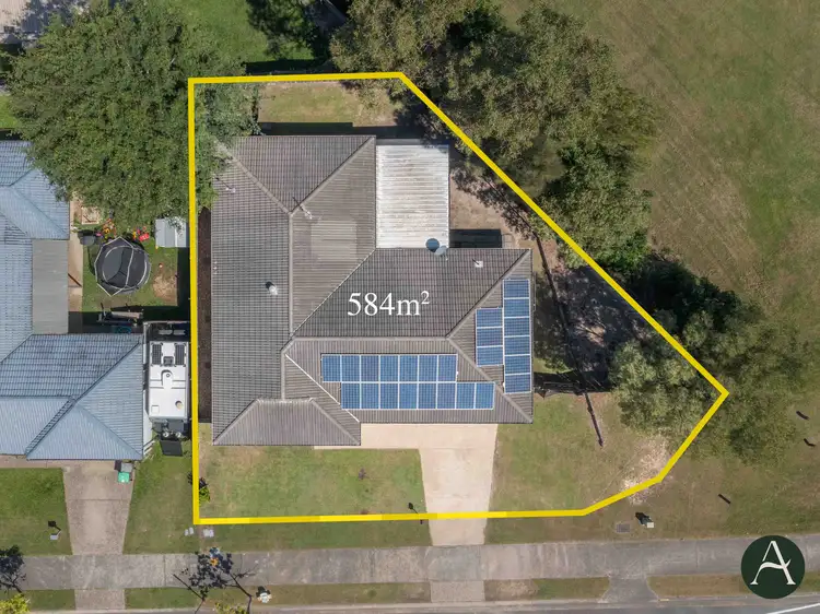 4 Billinghurst Crescent, Upper Coomera QLD 4209