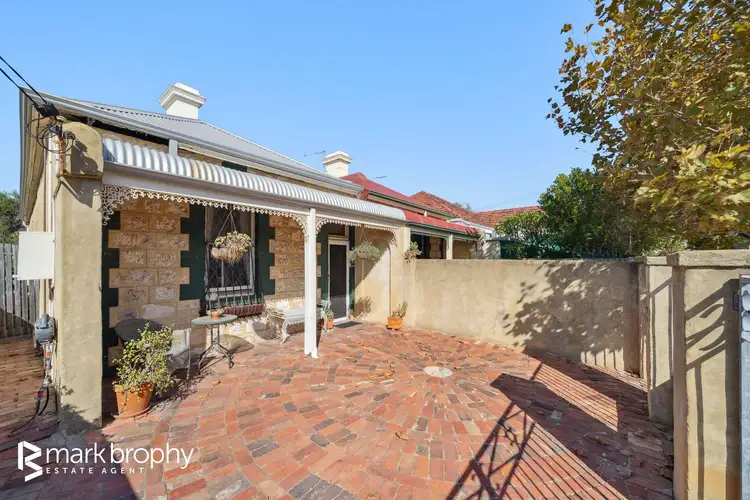 298 South Terrace, South Fremantle WA 6162