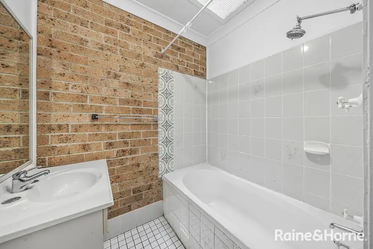 Fifth view of Homely semi-detached listing, 2/60 Fenton Crescent, Minto NSW 2566