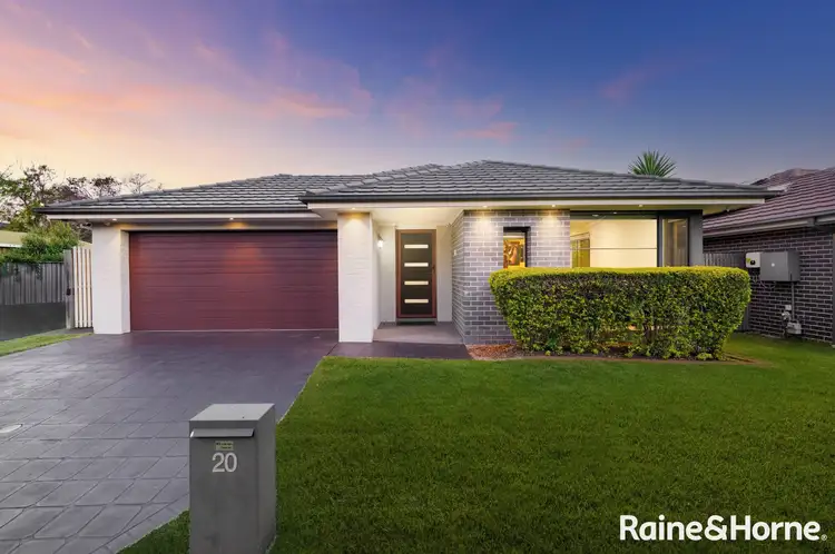 20 Sovereign Circuit, Glenfield NSW 2167
