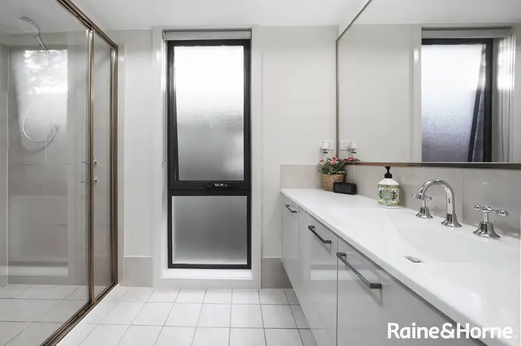 Sixth view of Homely house listing, 20 Sovereign Circuit, Glenfield NSW 2167