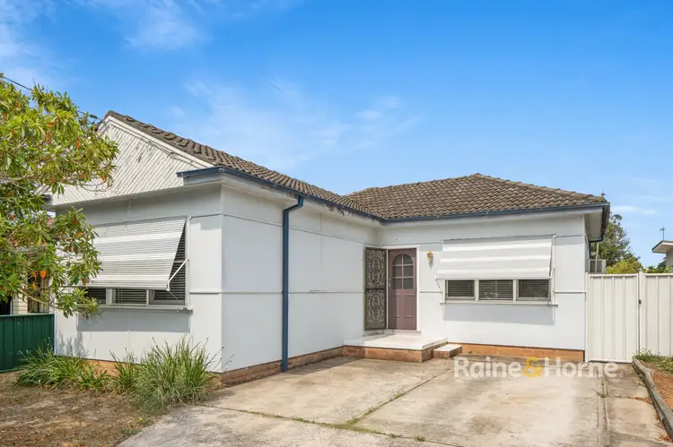 176 Trafalgar Avenue