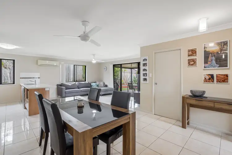 6A Gascoyne Street, Pacific Pines QLD 4211