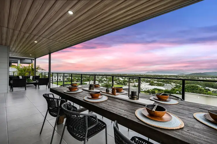 6 Bray Court, Bushland Beach QLD 4818