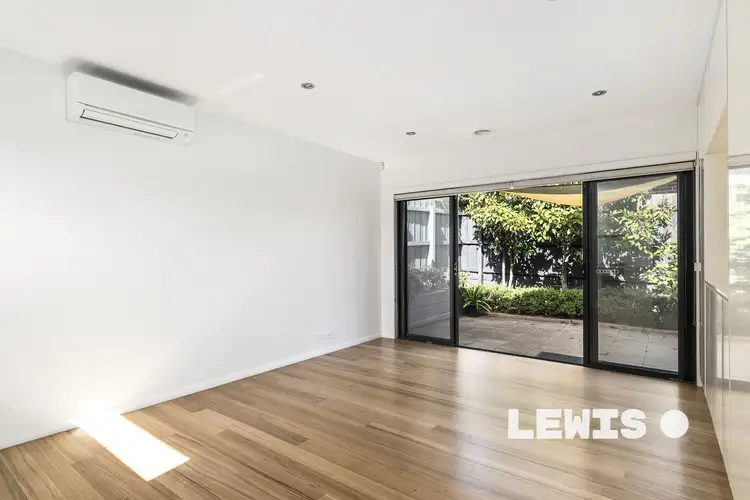 Third view of Homely unit listing, 5/21 Alpine Grove, Pascoe Vale VIC 3044