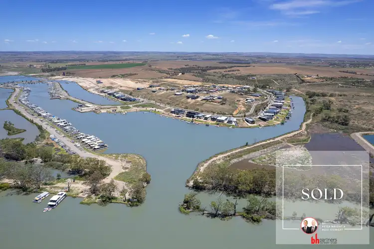 Berth 141 Pelican Drive, Mannum SA 5238
