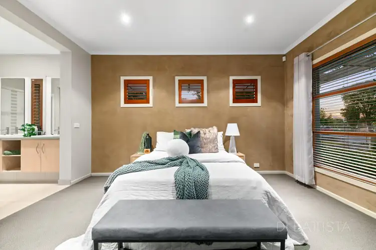 Fifth view of Homely house listing, 2 Harrington Avenue, Craigieburn VIC 3064