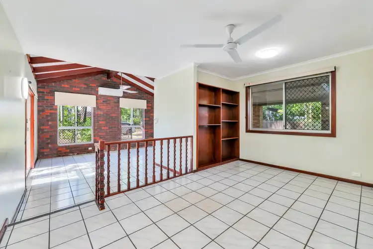 Second view of Homely house listing, 5 Edgeview Court, Leanyer NT 812