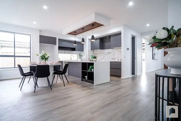 5 Hampshire Avenue, Rockbank VIC 3335