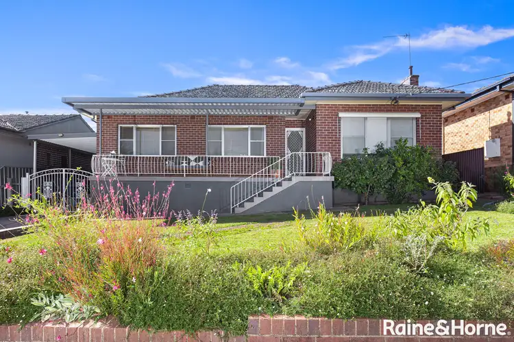 119 Simkin Crescent
