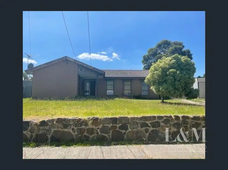 40 Rokewood Crescent, Meadow Heights VIC 3048
