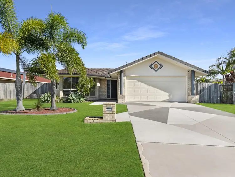 Second view of Homely house listing, 10 Kensi Court, Point Vernon QLD 4655