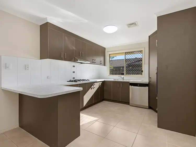 Fifth view of Homely house listing, 10 Kensi Court, Point Vernon QLD 4655