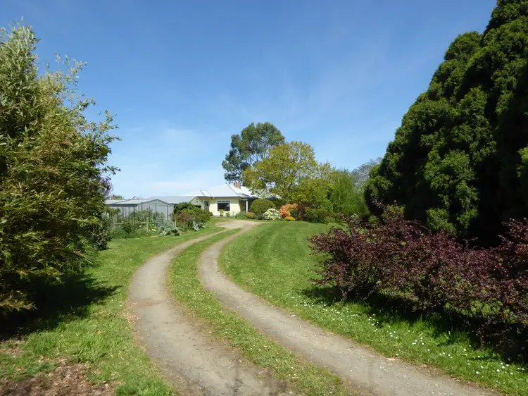 190 One Chain Road, Kardella VIC 3951