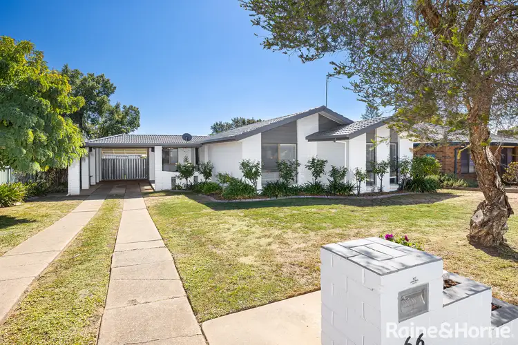 66 Undurra Drive, Glenfield Park NSW 2650
