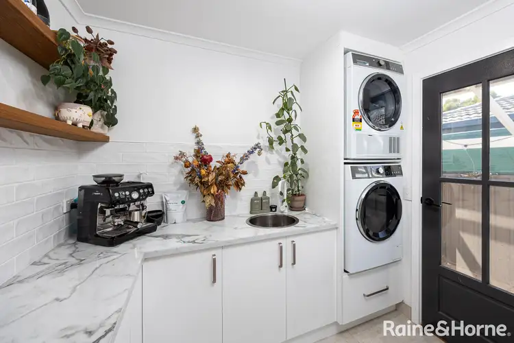 Fifth view of Homely house listing, 66 Undurra Drive, Glenfield Park NSW 2650