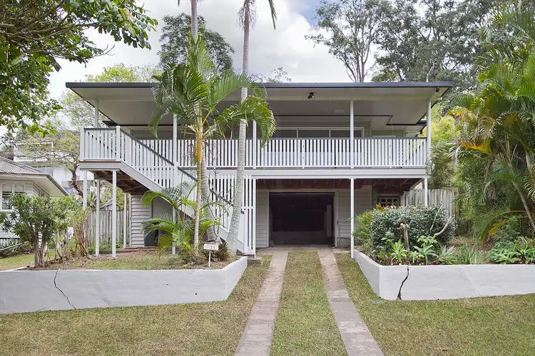 21 Burrowa St, Stafford QLD 4053