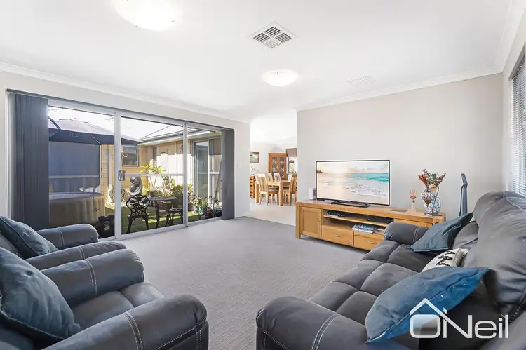 Seventh view of Homely house listing, 2/21 Cronin Place, Armadale WA 6112