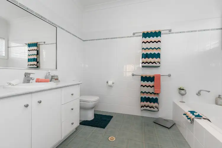 Fifth view of Homely house listing, 28 Kansas Drive, Tolland NSW 2650
