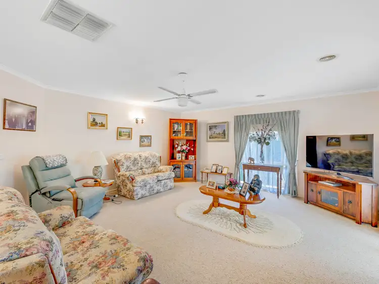 Fourth view of Homely house listing, 2 Jennifer Place, Wangaratta VIC 3677