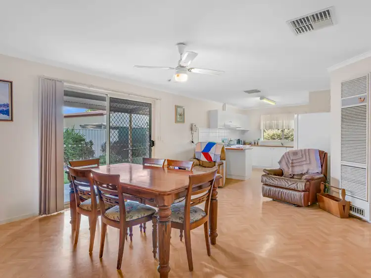 Sixth view of Homely house listing, 2 Jennifer Place, Wangaratta VIC 3677