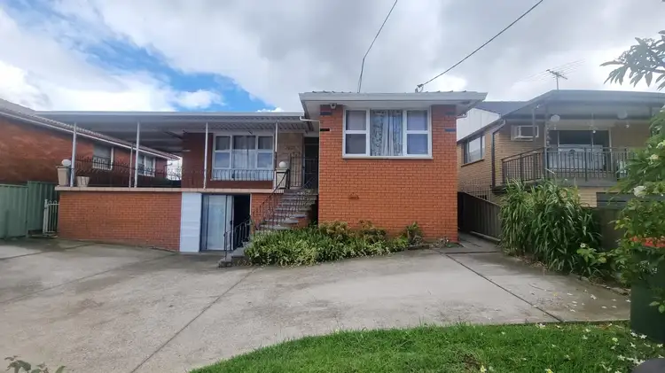 304 Polding St, Smithfield NSW 2164