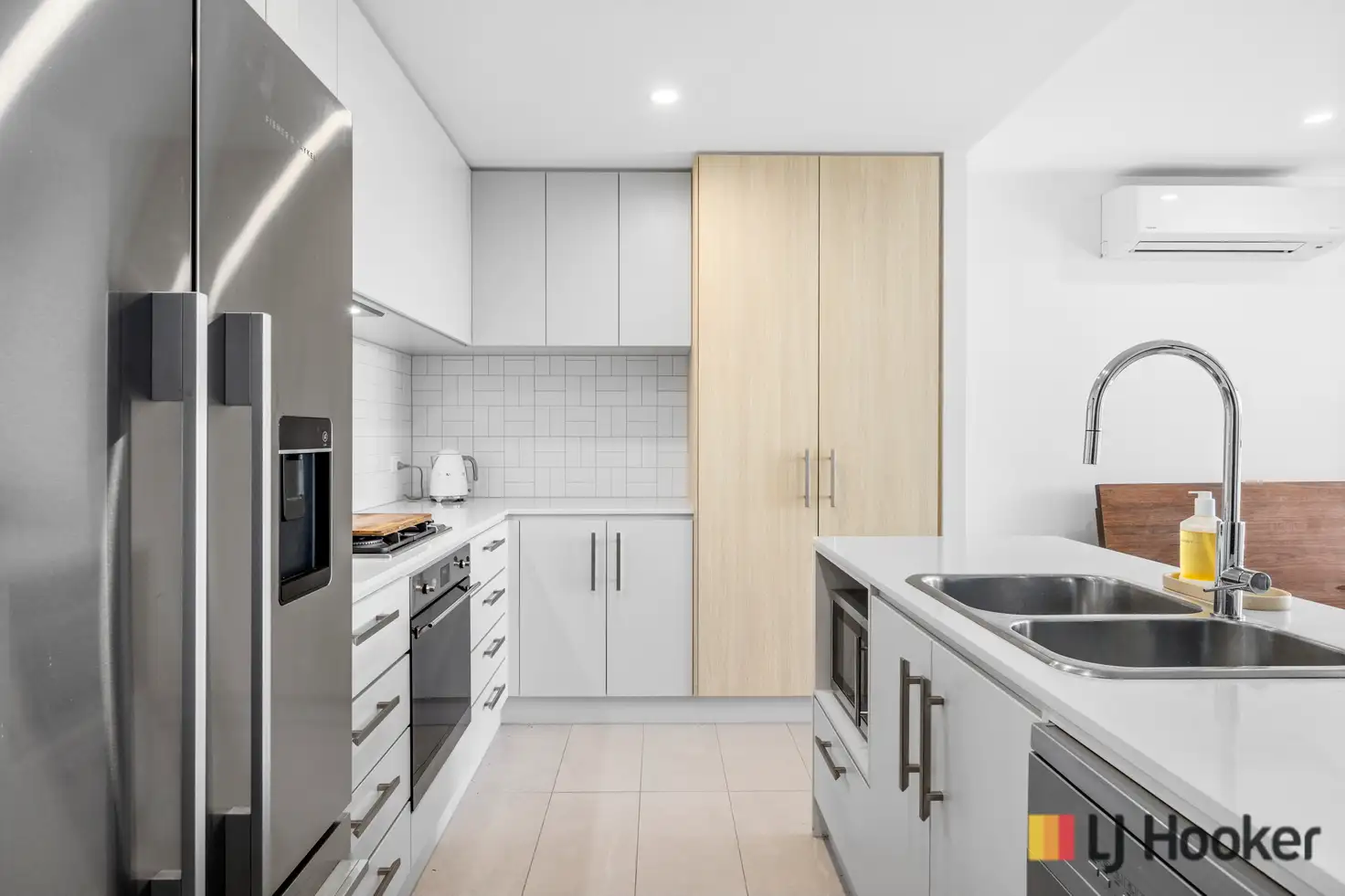 Main view of Homely apartment listing, 8/9 Irving Street, Phillip ACT 2606