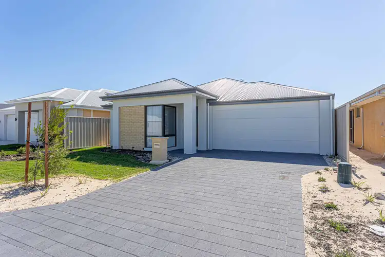 14 Sandstone Road