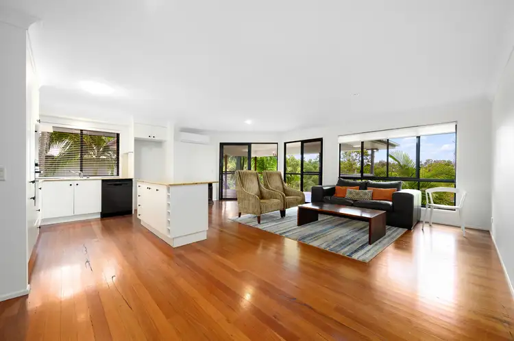 2/10 Country View Drive, Nerang QLD 4211