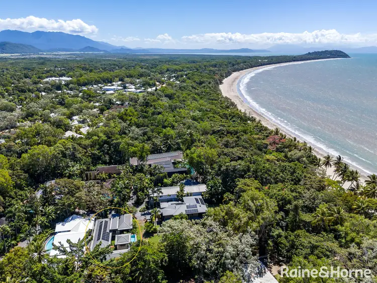 2/2-12 Reef Street (The Beachfront Estate), Port Douglas QLD 4877