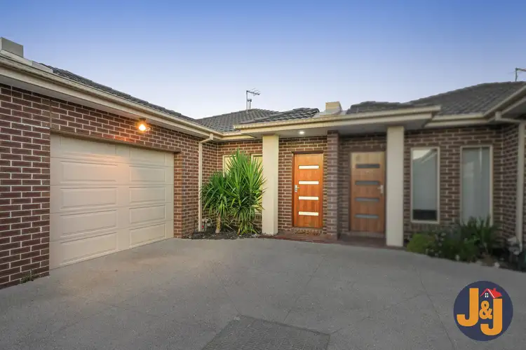 Main view of Homely house listing, 2/8 Raglan Street, Wallan VIC 3756