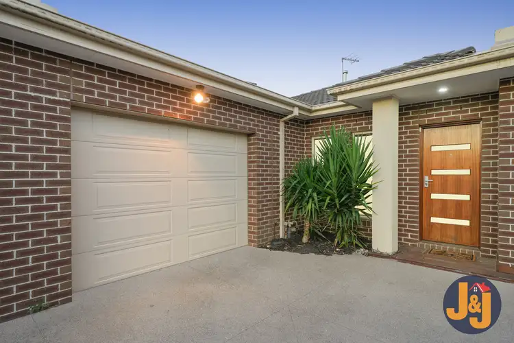 Second view of Homely house listing, 2/8 Raglan Street, Wallan VIC 3756