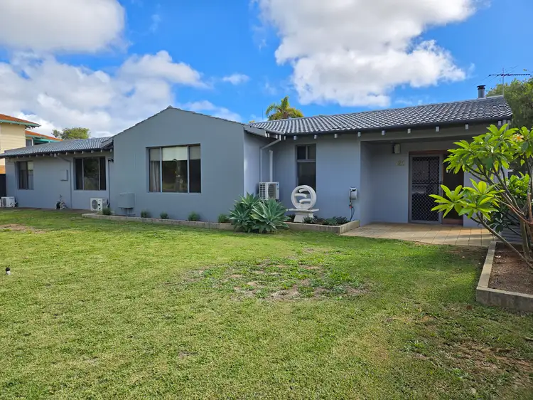 25 William Drive