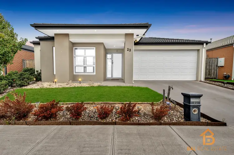 23 Brodrick Way