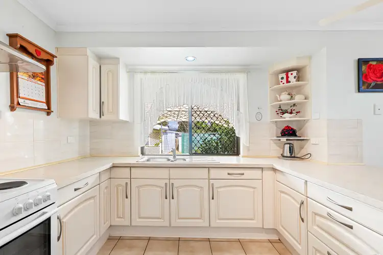 Sixth view of Homely house listing, 4 Janine Court, Flaxton QLD 4560