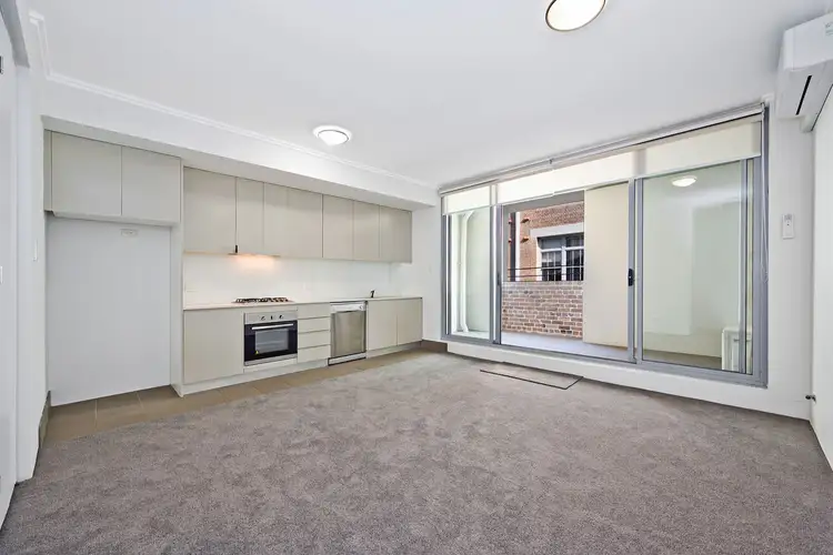 8/29-35 Cowper Street, Marrickville NSW 2204